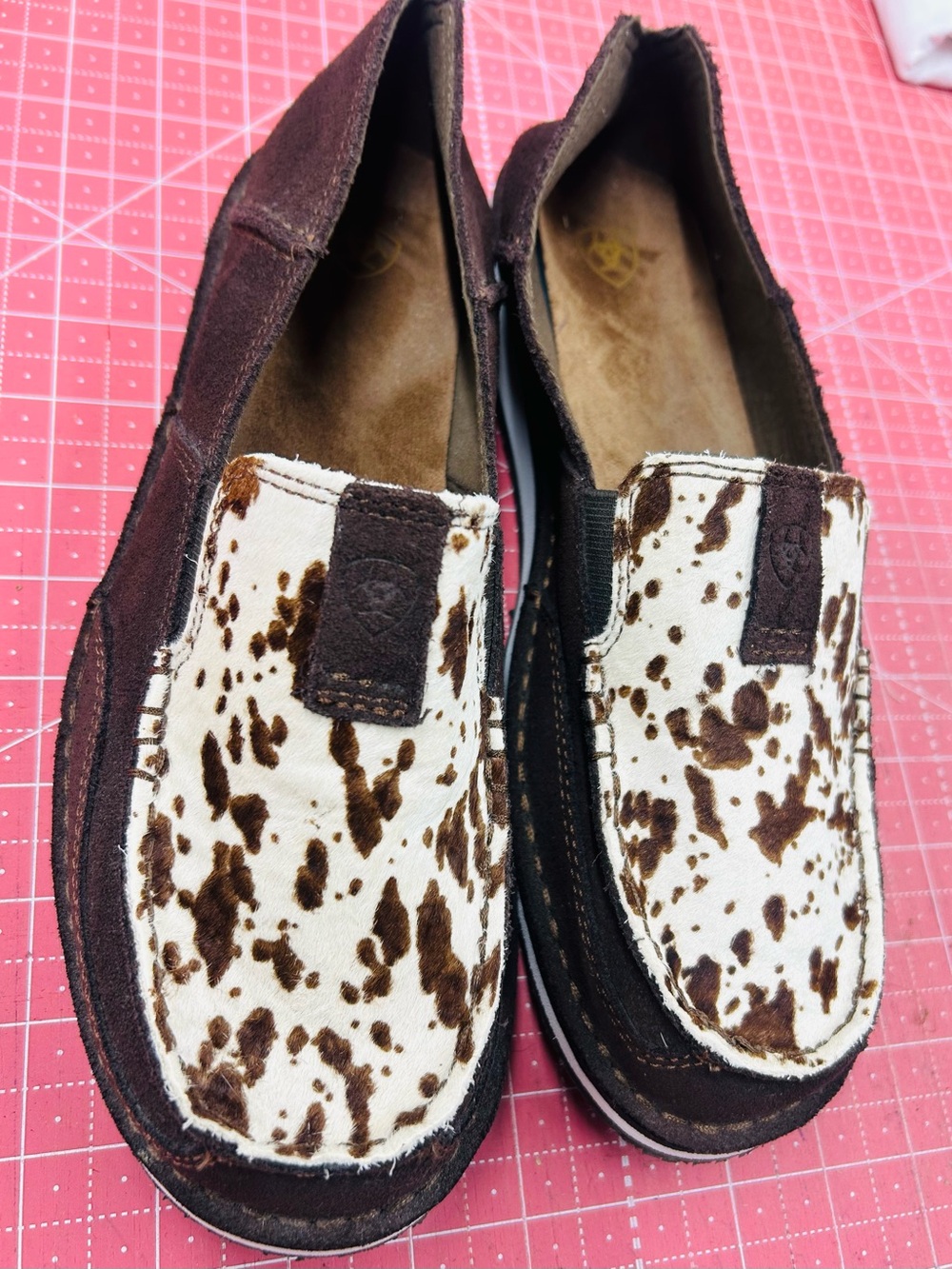 Ariat Women's Cruiser Slip-On Shoes in Chocolate Chip Suede Cow Print NWOT